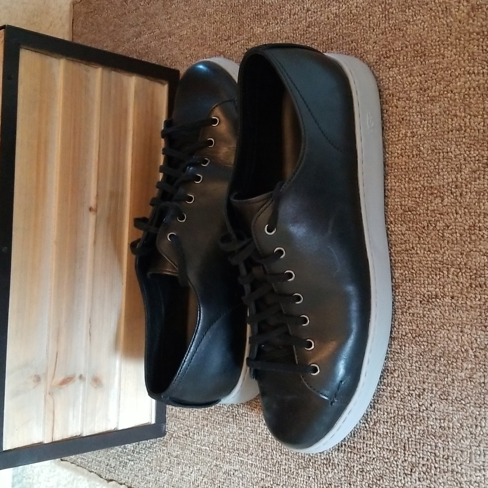 Ugg shoes